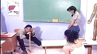 Teen gets spanked by her teacher
