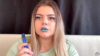 All in Green Cigarette and Vape