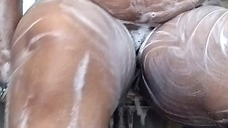 Desi Bhabhi Hot Bath in Saree , Real Indian Aunty Shower Tease