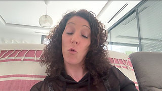 Misschaudexxx French Slut, Inflates Her Pussy with a Pump to Have a Big Pussy and a Big Clitoris