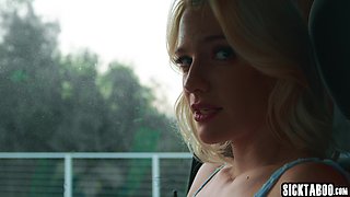 Dana Vespoli fucks lesbian in the car