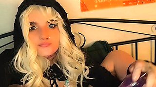 Blonde Babe Creaming All Over Her Toys with Her Juicy Pussy, Too Tight for Her New Monster Dildo