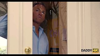 Daddy4k. amazing blondie doesnt lose her opportunity of trying mature boner