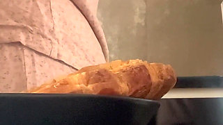 Eating Her Pussy for Breakfast, Yum!