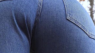 MILF in Blue Jeans Teases Her Amazing Ass Outdoors