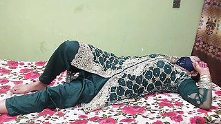 Indian Aunty Wanted Babe so Young Boyfriend Cum Inside Indian Aunty Sex Hindi Audio