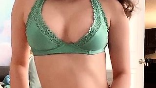 Hot and Sexy Teen Solo Masturbation