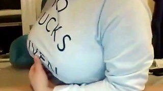 Thicc Babe Rubs One Out