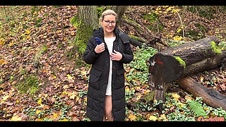 Extremely Horny MILF Cunt Squirts Outdoors