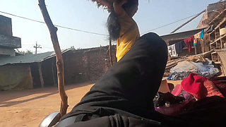 Cute and desi Padosan ka natural figure slowly slowly mood bana diya best video