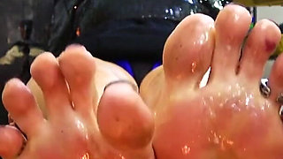 Dirty Foot Humiliation Femdom