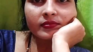 My stepsister finally agreed to show saree navel