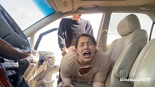 Naughty neighbor asked for a favor and got drilled in the car as gratitude