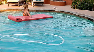 Dream MILF Skinny Dipping