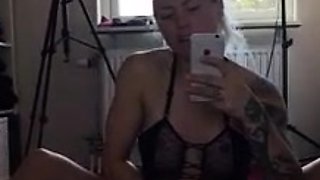 Webcam milf with breast milk live hardcore masturbate