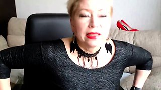 Sexy amateur girl striptease webcam