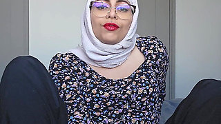 85. Mommy's Lesson Mia Niqab