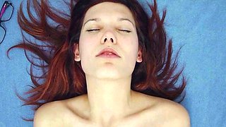 Student explores her pussy