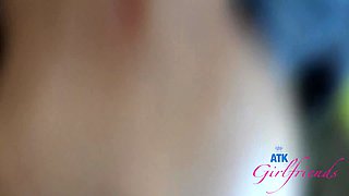 Laynee James: Smoking & Blowjob on a Bed in POV