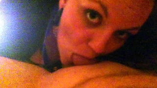 Hot Queen Wants a Blowjob