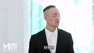 Korean wife on couch Amateur Asian Japanese Korean Webcams