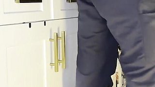 Dickflash, Bigmax8inch Girlfriend Fucks the Plumber and Drains His Pipe in Her Mouth