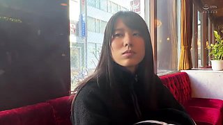 Gカップのグラマーな巨乳美女がバイブと手マンとクンニで感度アップのハメ撮りエッチ