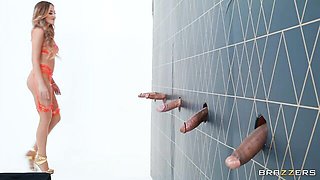 Brazzers Exxtra - handjob scene