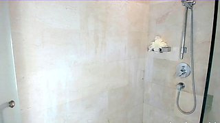 Blonde is flashing her big boobs in the outdoors