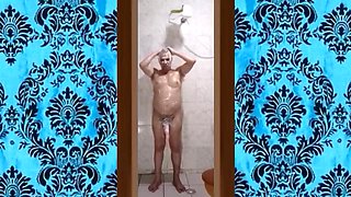 O Meu Banho Gostoso Com o Pau Duro 010