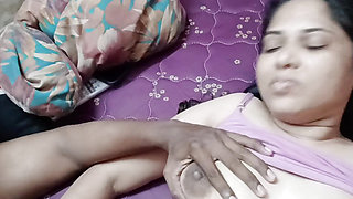 FIRST TIME DESI TEEN CHEATING HER BOYFRIEND