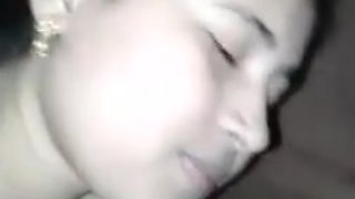 22 aunty with boyfriend kissing and fucking