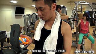 Tomomi Nakama fucked hard at the gym due to a time watch