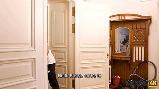 Shame4k. crusher pounds stepmoms acquaintance with Big Ass in the shower room