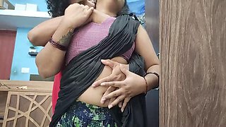 Hot desi girl friend in a half saree gets down and dirty