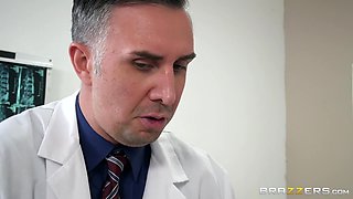 A Dose Of Cock For Co-Ed Blues With Jessa Rhodes, Keiran Lee - Brazzers