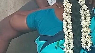 Tamil Beauty House Wife Blowjob