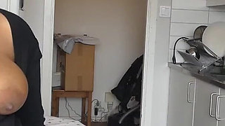 I Get Urethra Massage and Pee on the Kitchen Table