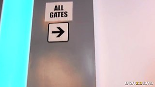 Backup For The Mega Booty With Diego Perez, Ace Hardz, Jayla Page - Brazzers