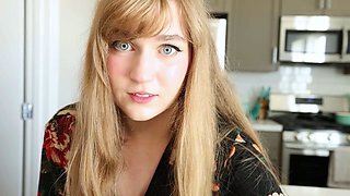 Jaybbgirl – Mommy Drains You In The Kitchen