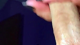 Real Amateur Close up Handjob Cumshot Big Cock