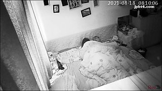 Amateur couple hidden cam