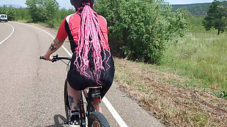 I fuck an UNKNOWN CYCLIST in the middle of a Route