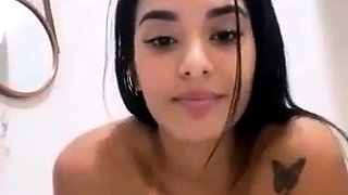 Horny Webcam Babe Solo Masturbation