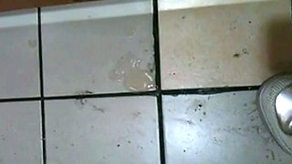 Korean Amateur Sucks Cock in Bathroom Gloryhole