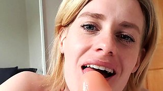 Amateur blonde girlfriend toyed and facialized