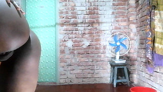 Girl Hot Desi Bhabhi & Innocent Boy