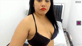 Enormous butt latina
