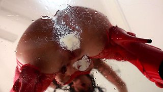 Big booty ass fetish amateurs get oral and suck cock