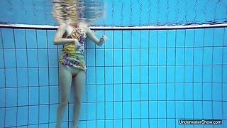 Attractive women's czech video